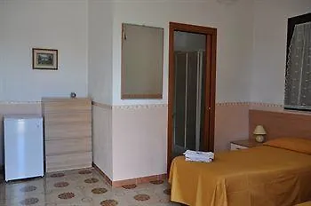 Barbara B&B Fontane Bianche Couette-café